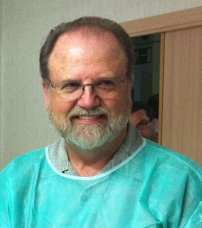 Dr. Stephen Isham, pionero de la cirugia mis del pie